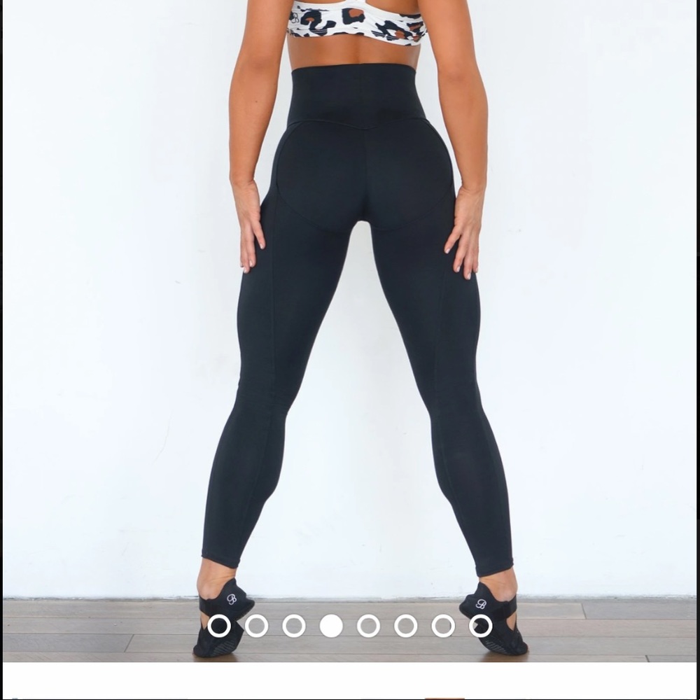 Bombshell shape leggings